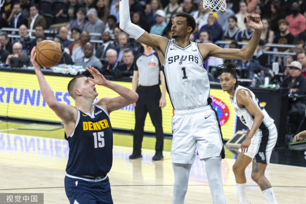 扮演更重要 扮演更重要